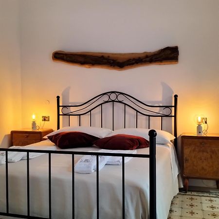 Le Scale Di Pietra Bed & Breakfast Conversano Ngoại thất bức ảnh