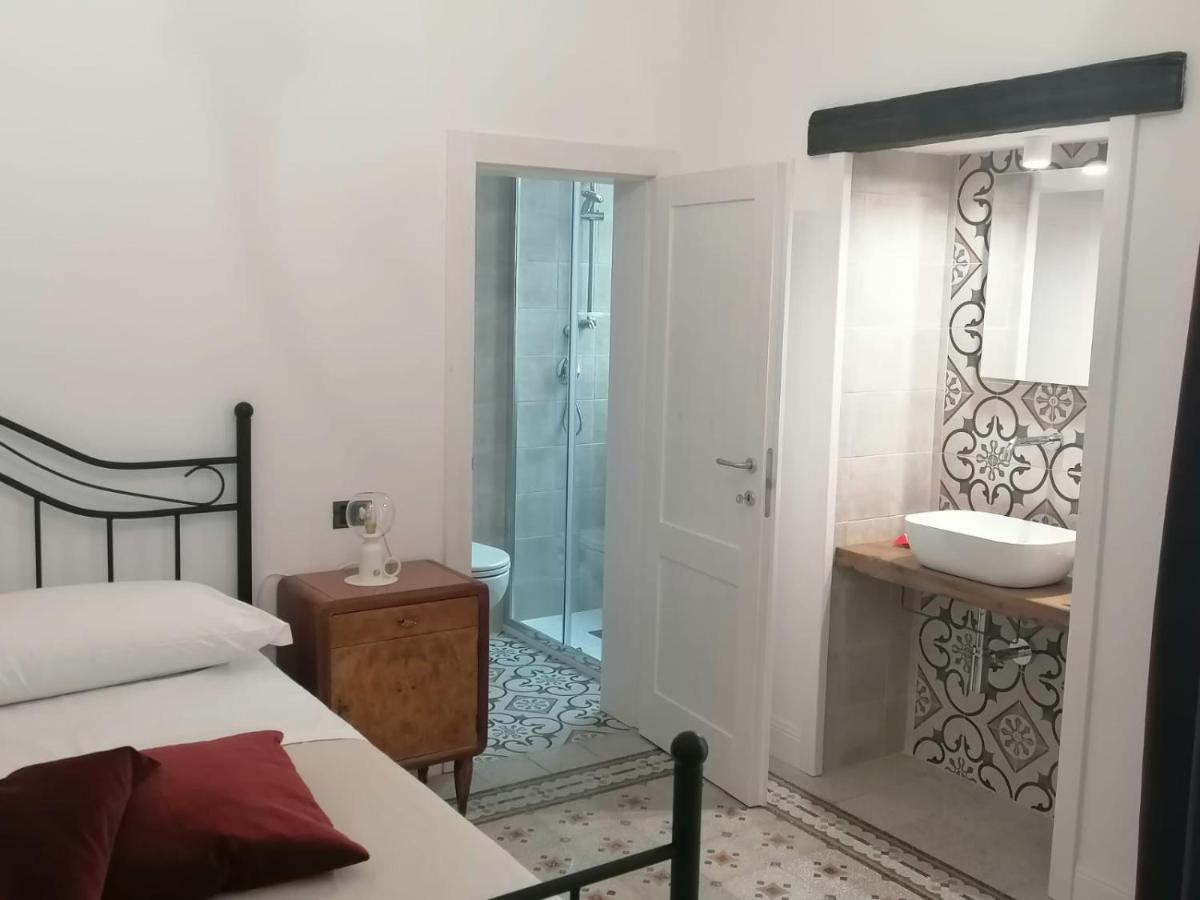 Le Scale Di Pietra Bed & Breakfast Conversano Ngoại thất bức ảnh