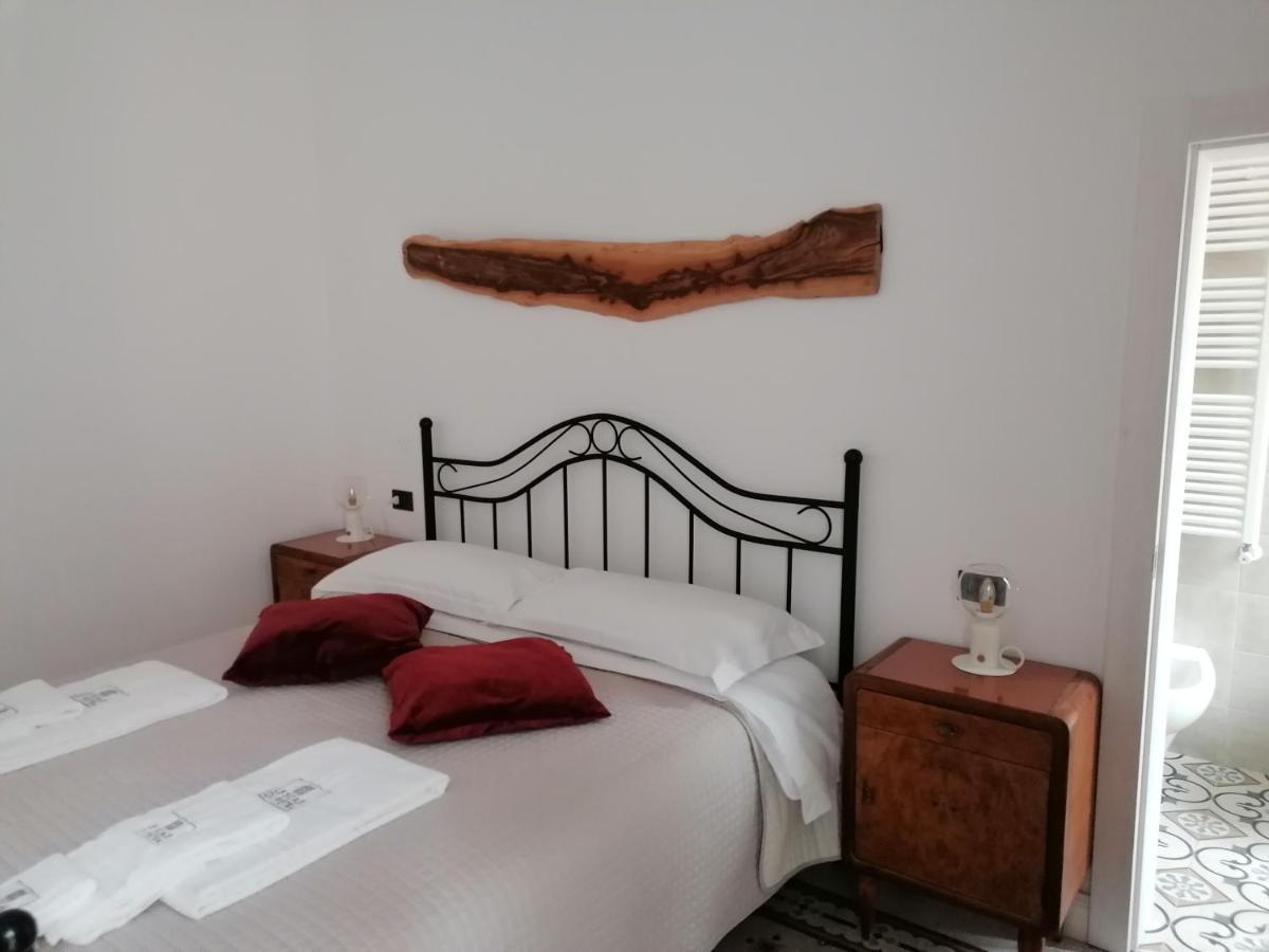 Le Scale Di Pietra Bed & Breakfast Conversano Ngoại thất bức ảnh